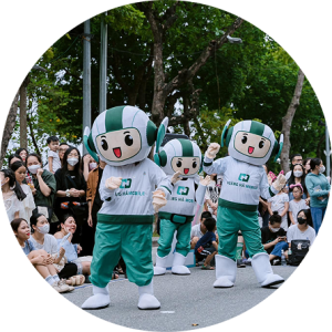 Fangirl X Hoangha Mobile X SamSung - K-pop Random Dance in Public